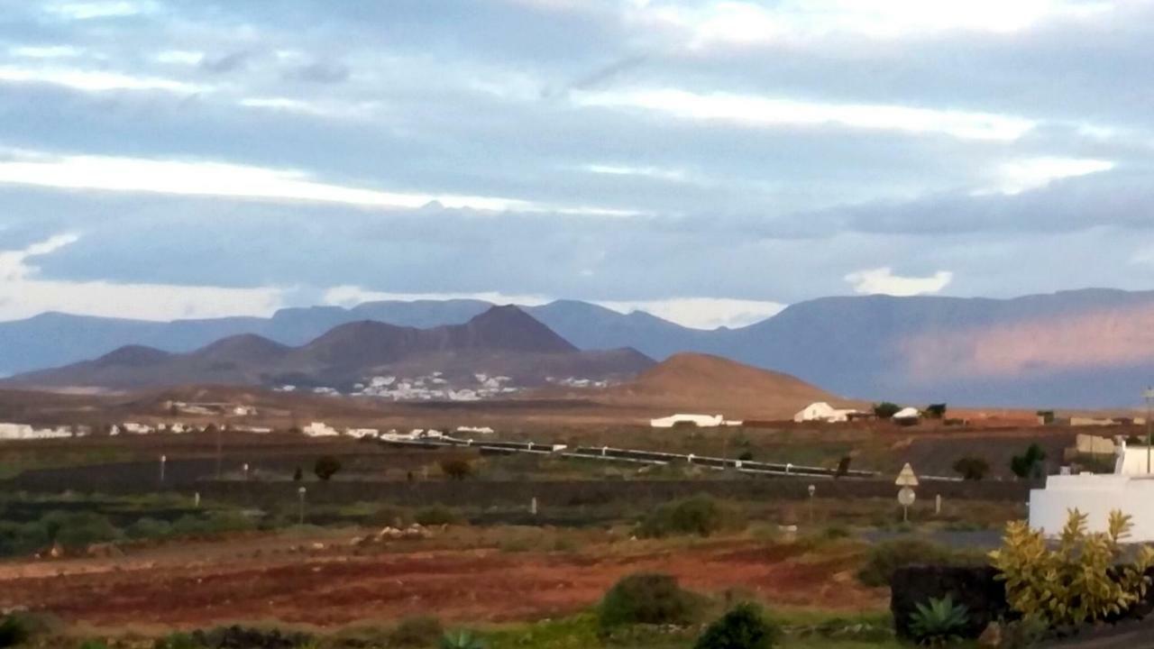 Casa Candela Tinajo Eksteriør bilde